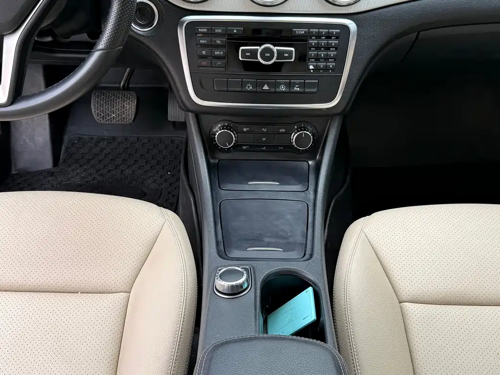 Mercedes-Benz Mercedes-Benz GLA 2016 GLA 200 Style 2016 - thumbnail 16