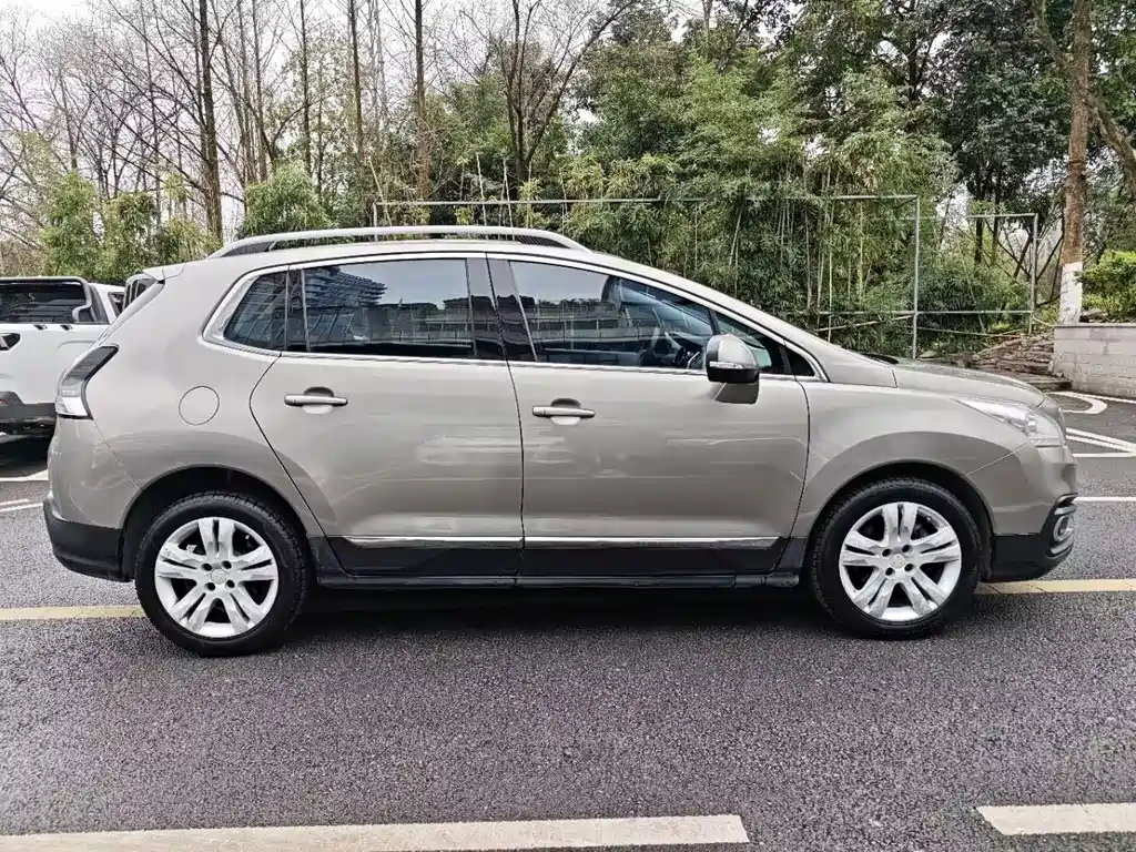 Peugeot Peugeot 3008 2016 1.6THP Automatic Classic Edition 2016 - thumbnail 9