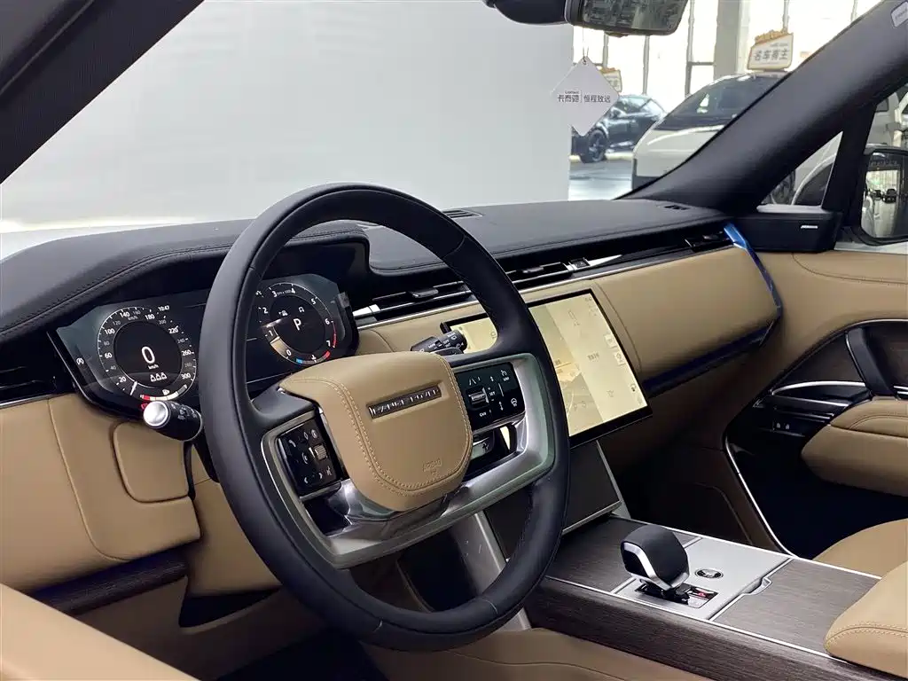 Land Rover Range Rover 2025 3.0 L6 400PS Autobiography Long Wheelbase 2025 - thumbnail 7