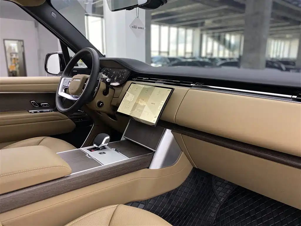 Land Rover Range Rover 2025 3.0 L6 400PS Autobiography Long Wheelbase 2025 - thumbnail 11