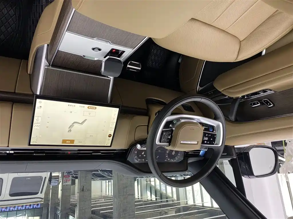 Land Rover Range Rover 2025 3.0 L6 400PS Autobiography Long Wheelbase 2025 - thumbnail 16