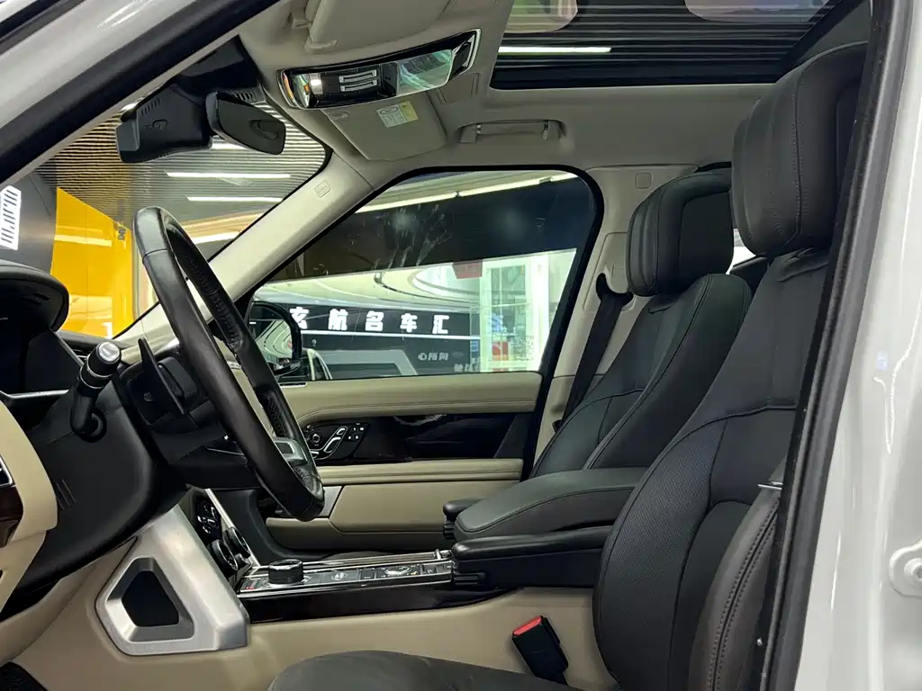 Land Rover Range Rover 2021 3.0 L6 Autobiography Long Wheelbase Classic Edition 2021 - thumbnail 8