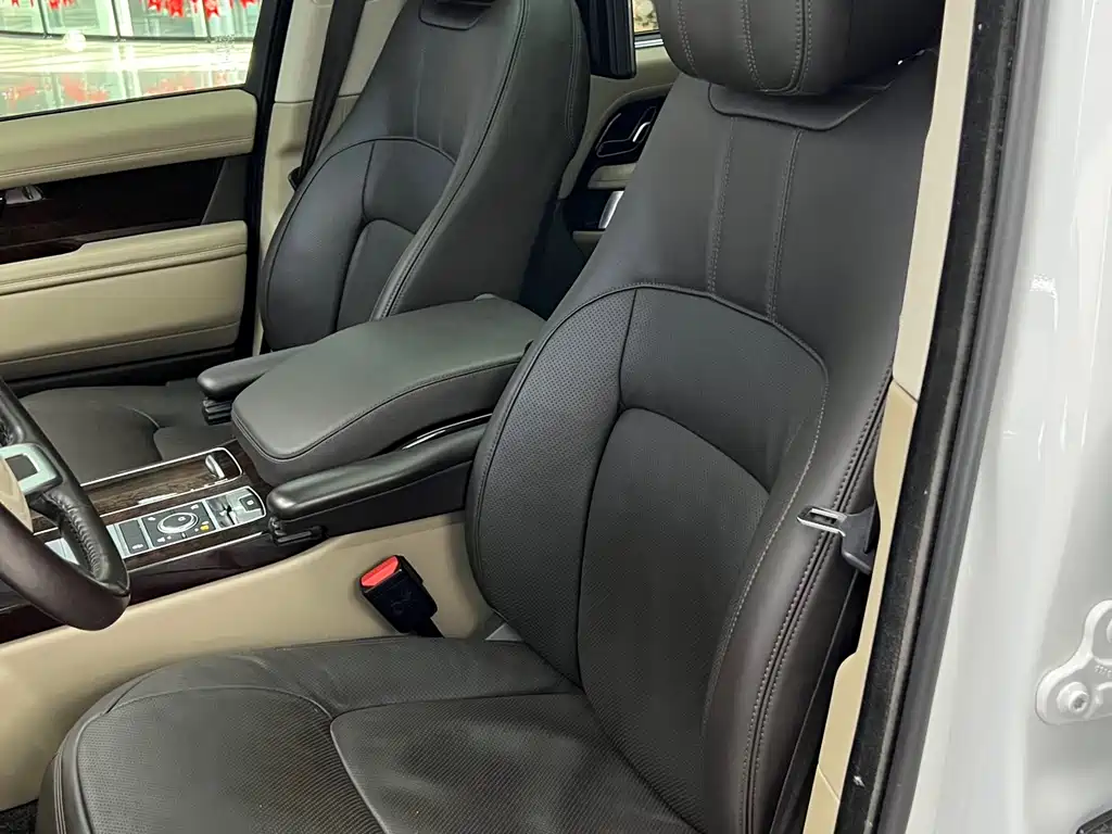 Land Rover Range Rover 2021 3.0 L6 Autobiography Long Wheelbase Classic Edition 2021 - thumbnail 9