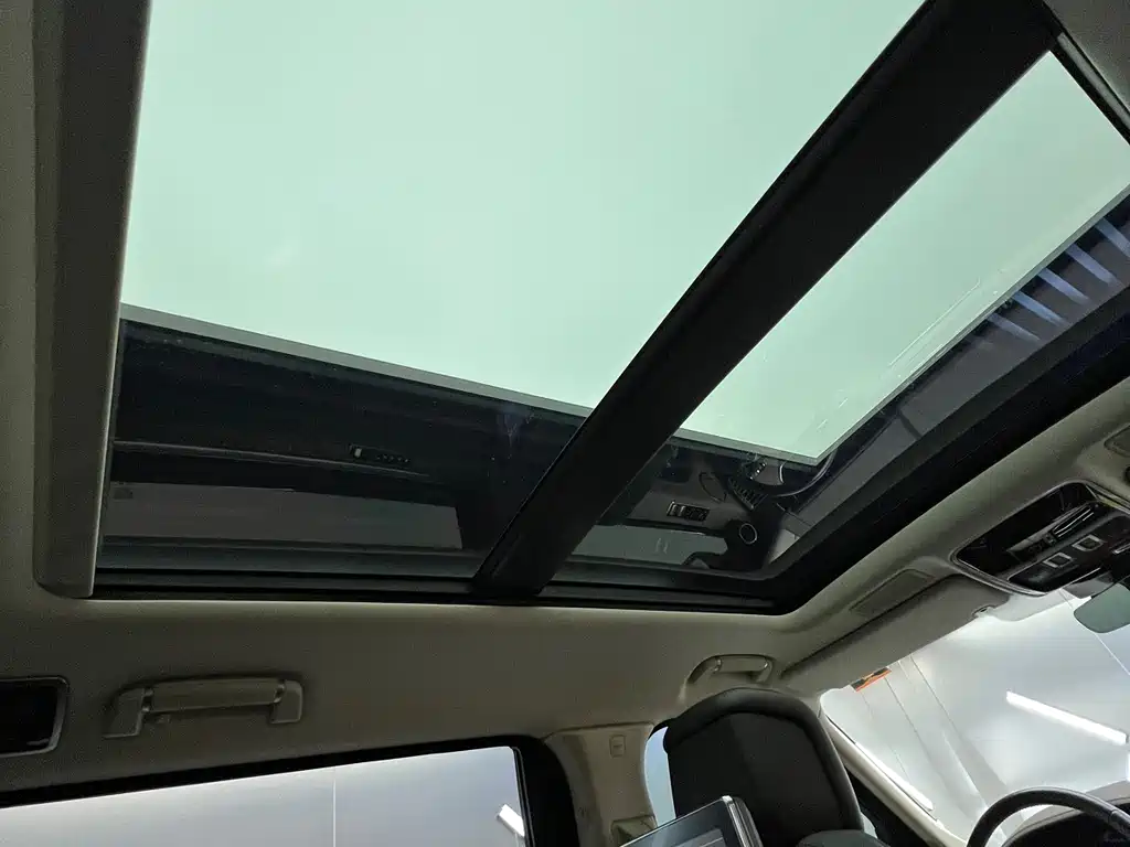 Land Rover Range Rover 2021 3.0 L6 Autobiography Long Wheelbase Classic Edition 2021 - thumbnail 21
