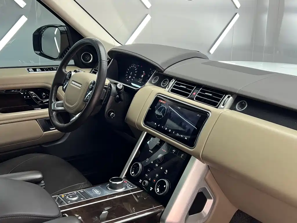 Land Rover Range Rover 2021 3.0 L6 Autobiography Long Wheelbase Classic Edition 2021 - thumbnail 22