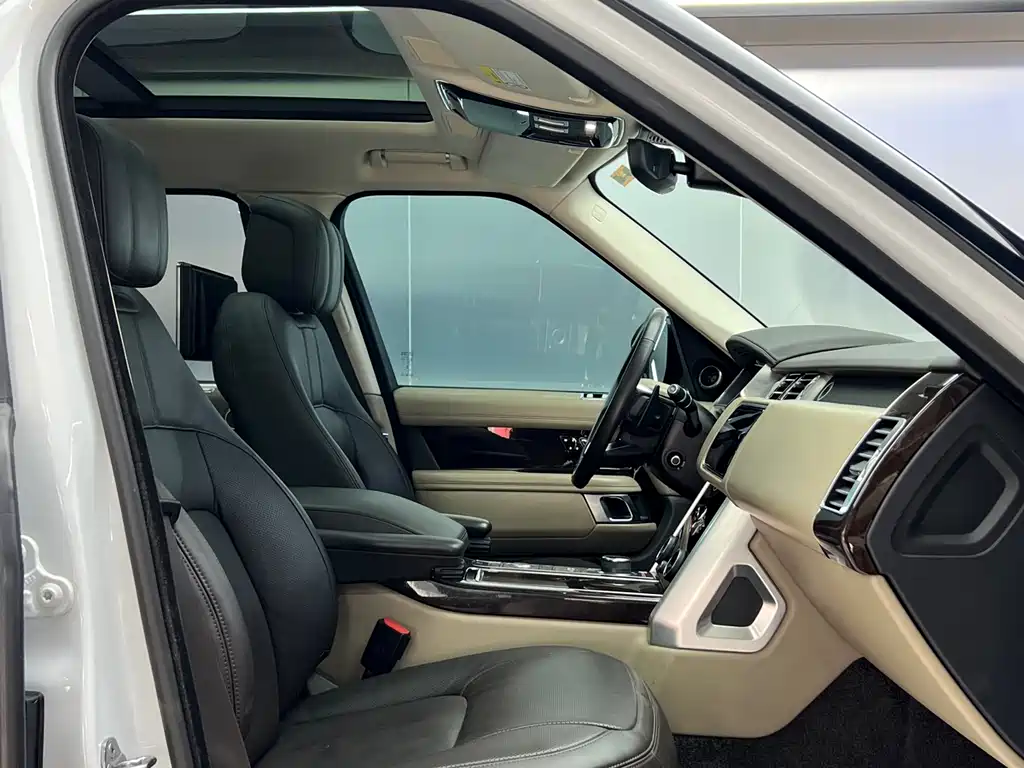 Land Rover Range Rover 2021 3.0 L6 Autobiography Long Wheelbase Classic Edition 2021 - thumbnail 23