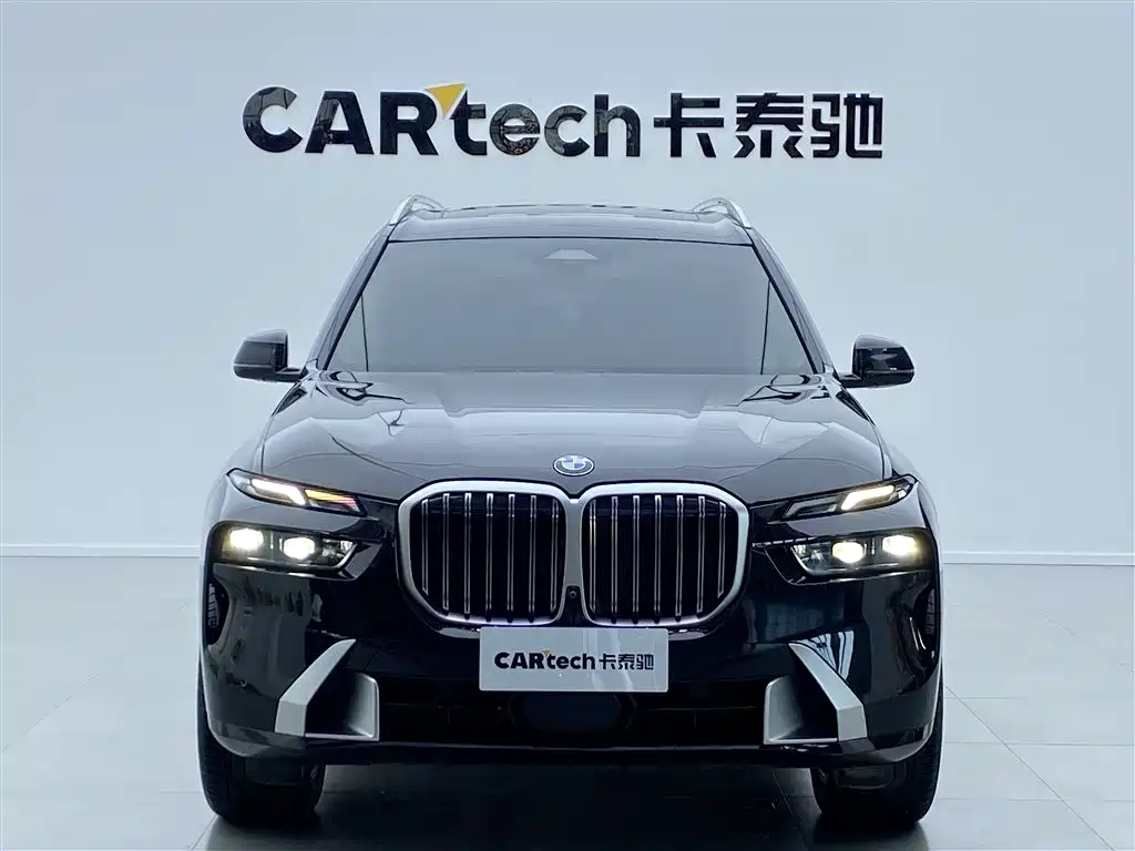 BMW BMW X7 xDrive40i Luxury Package 2025 - thumbnail 3