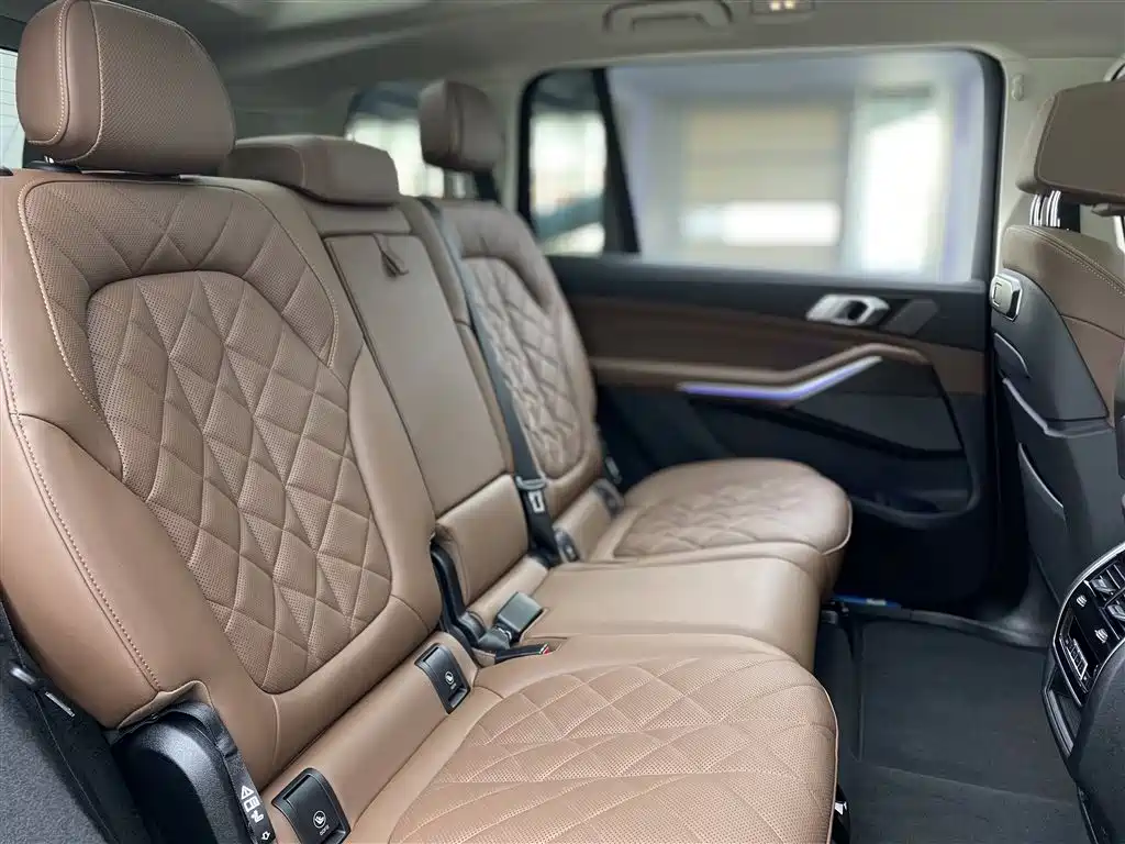 BMW BMW X7 xDrive40i Luxury Package 2025 - thumbnail 13