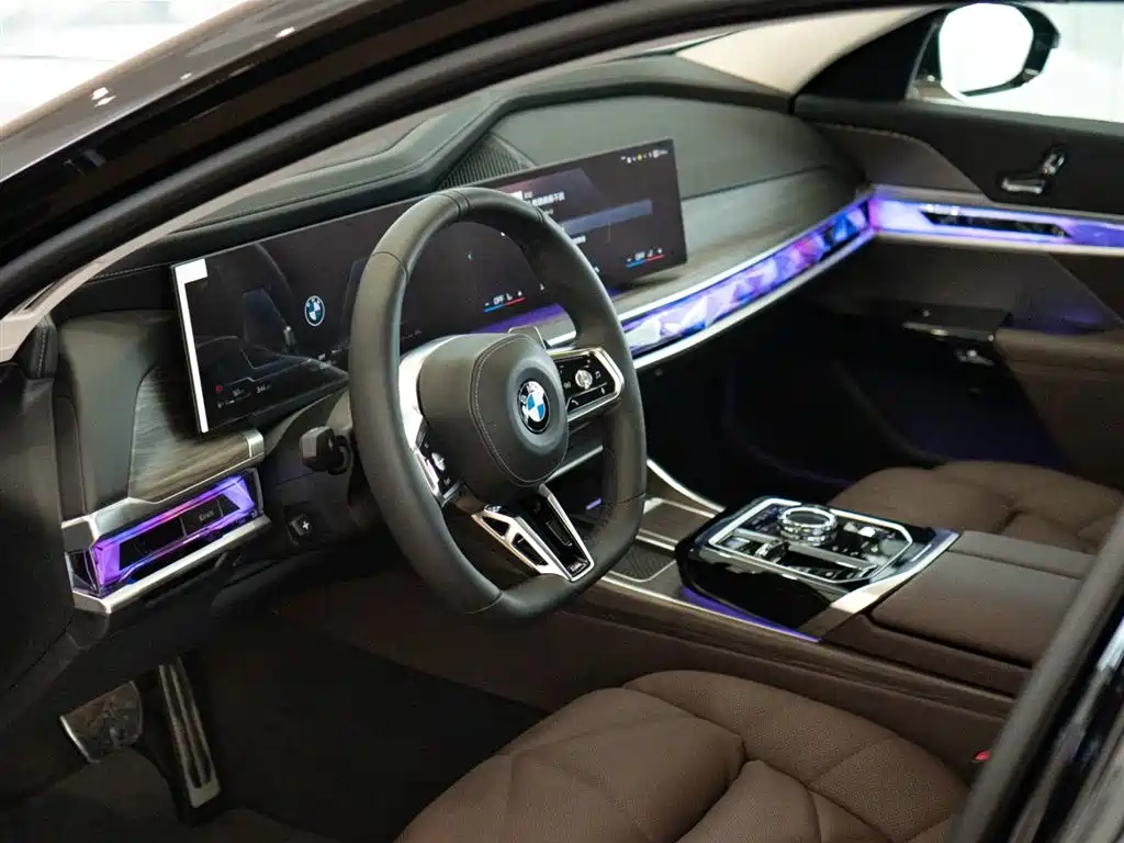 BMW BMW 7 Series 2023 740Li Leading Model M Sport Package 2025 - thumbnail 11