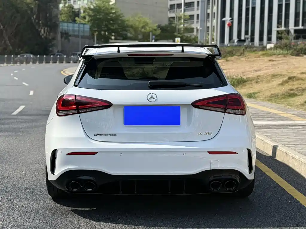 Mercedes-Benz Mercedes-Benz A-Class AMG A 45 4MATIC+ 2023 - thumbnail 14