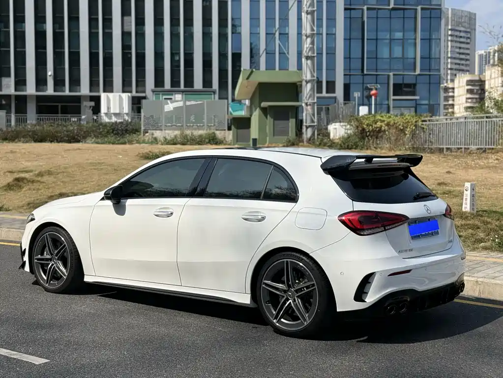 Mercedes-Benz Mercedes-Benz A-Class AMG A 45 4MATIC+ 2023 - thumbnail 15