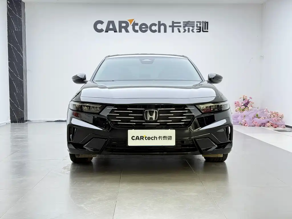 Honda Honda Accord 2025 Sport Series 260TURBO Luxury Edition 2025 - thumbnail 2