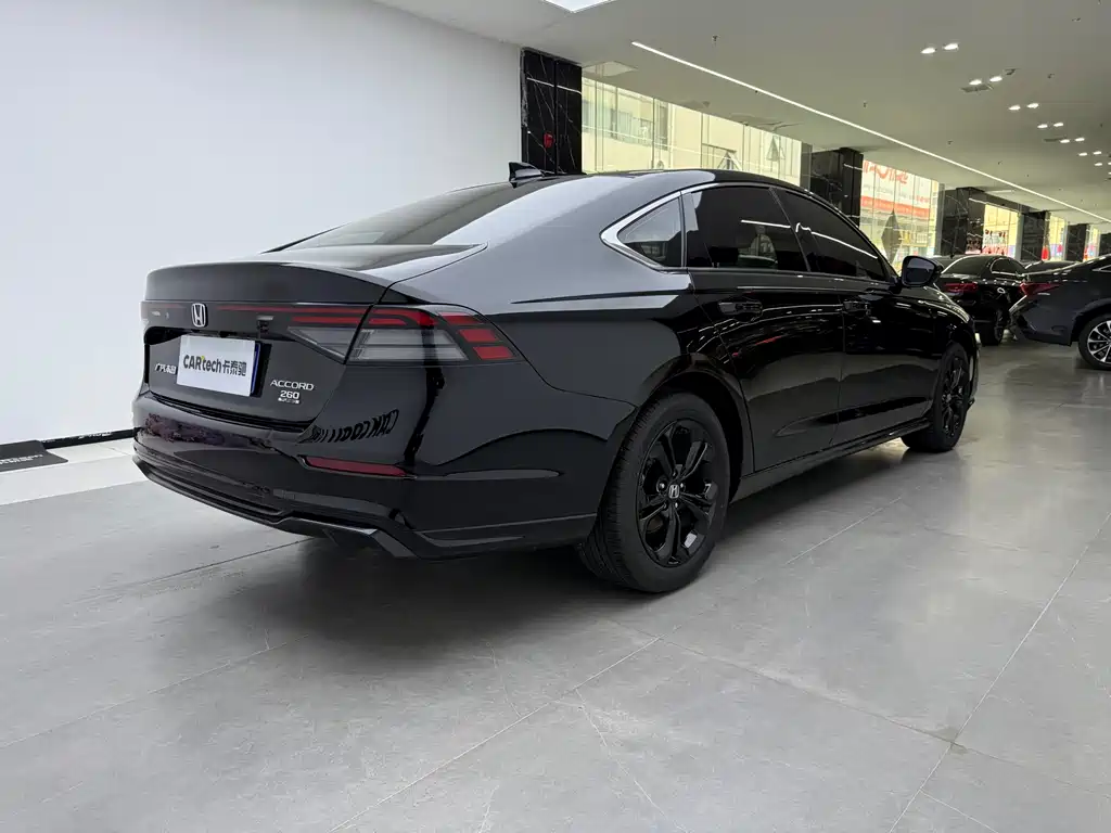 Honda Honda Accord 2025 Sport Series 260TURBO Luxury Edition 2025 - thumbnail 3