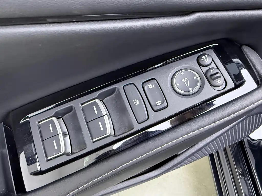 Honda Honda Accord 2025 Sport Series 260TURBO Luxury Edition 2025 - thumbnail 17