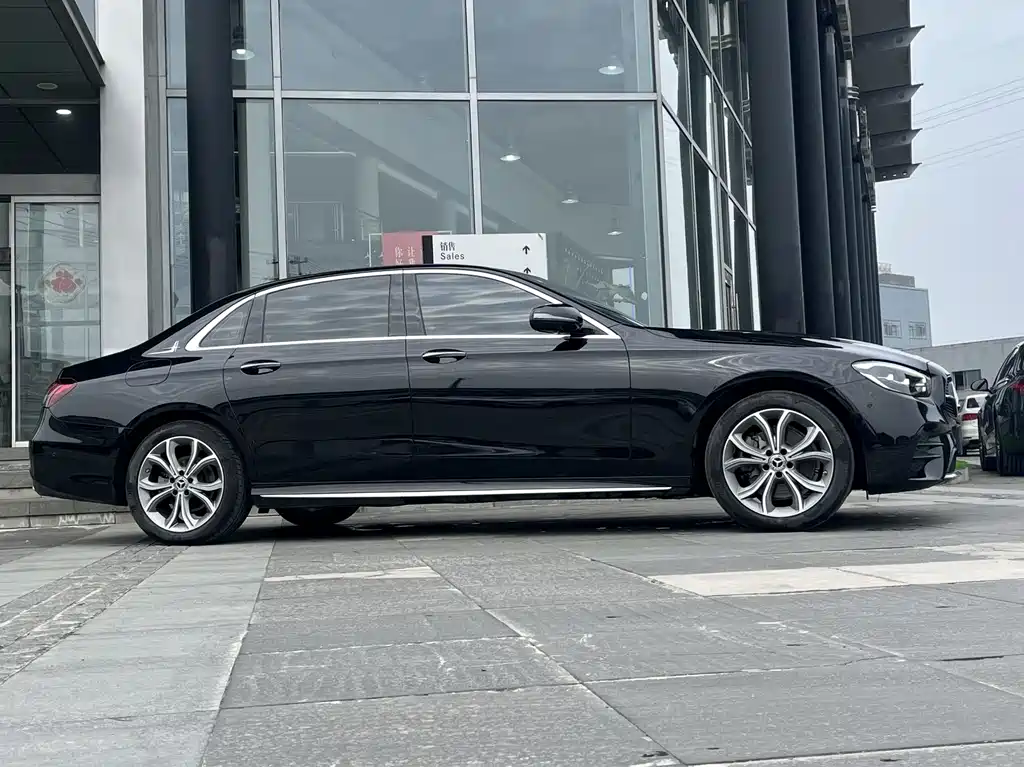 Mercedes-Benz Mercedes-Benz E-Class 2023 E 300 L Sport Luxury 2022 - thumbnail 3