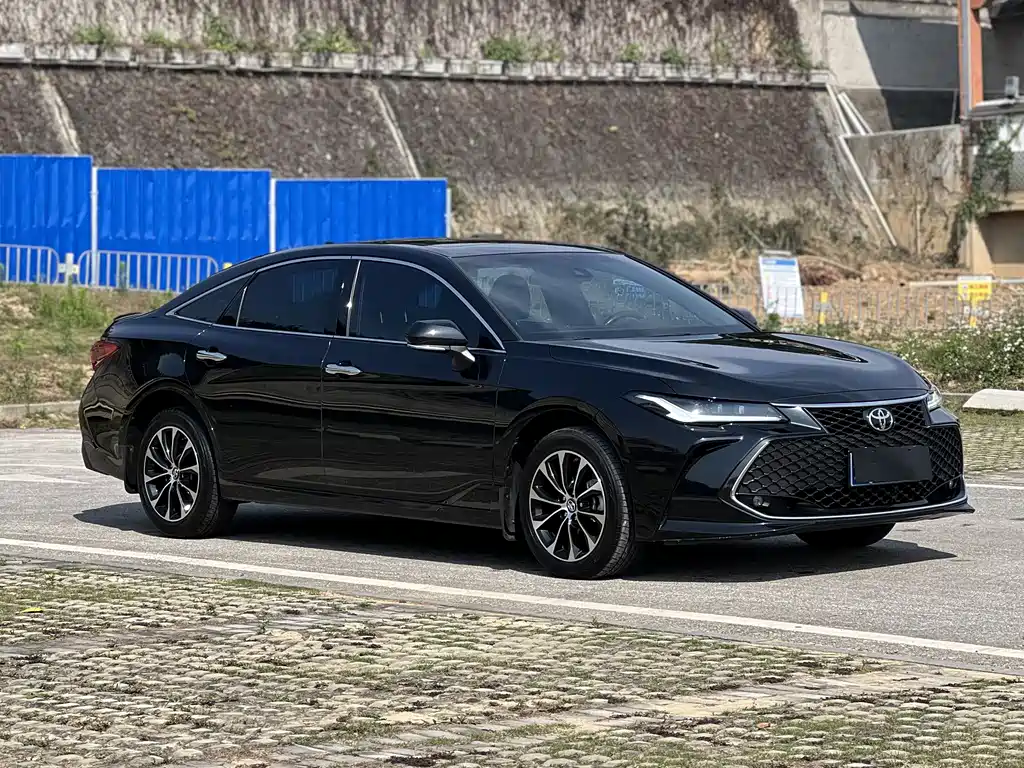 Toyota Toyota Avalon 2023 2.5L Luxury Edition 2024 - thumbnail 2