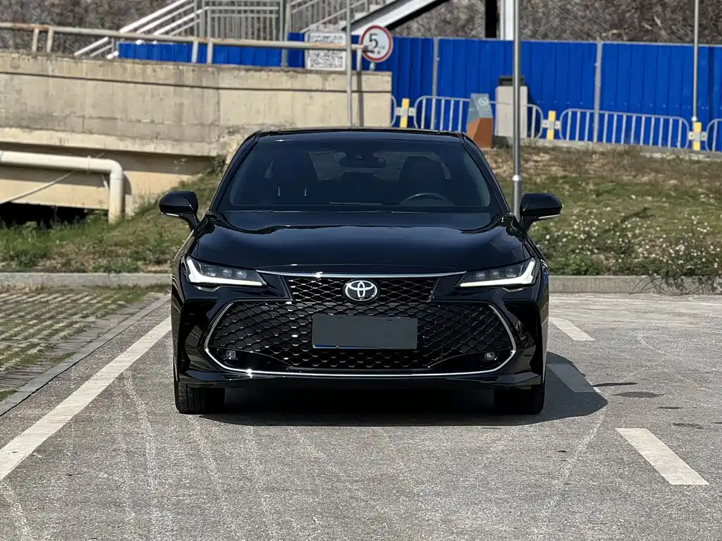 Toyota Toyota Avalon 2023 2.5L Luxury Edition 2024 - thumbnail 3