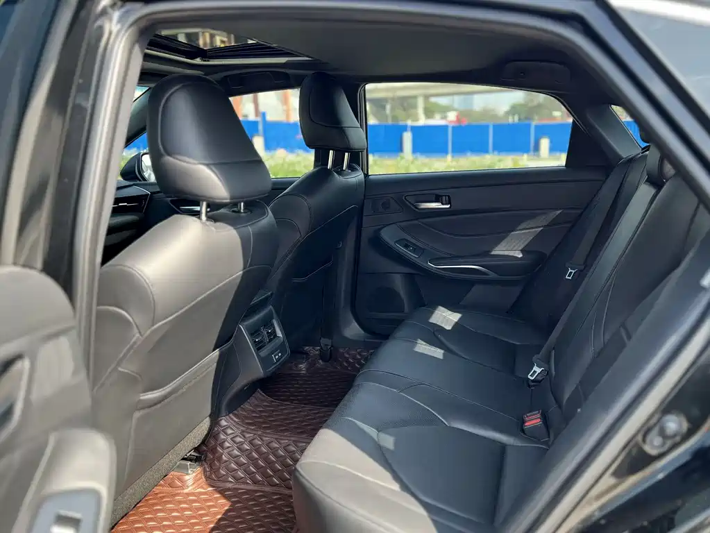 Toyota Toyota Avalon 2023 2.5L Luxury Edition 2024 - thumbnail 15