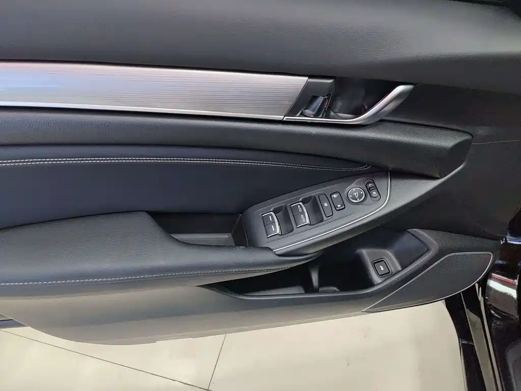 Honda Inspire 2022 260TURBO Elegant Edition 2022 - thumbnail 6