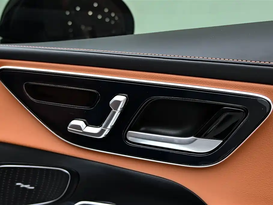 Mercedes-Benz Mercedes-Benz GLC 2025 Model Year Facelift GLC 260 L 4MATIC Dynamic 2025 - thumbnail 29