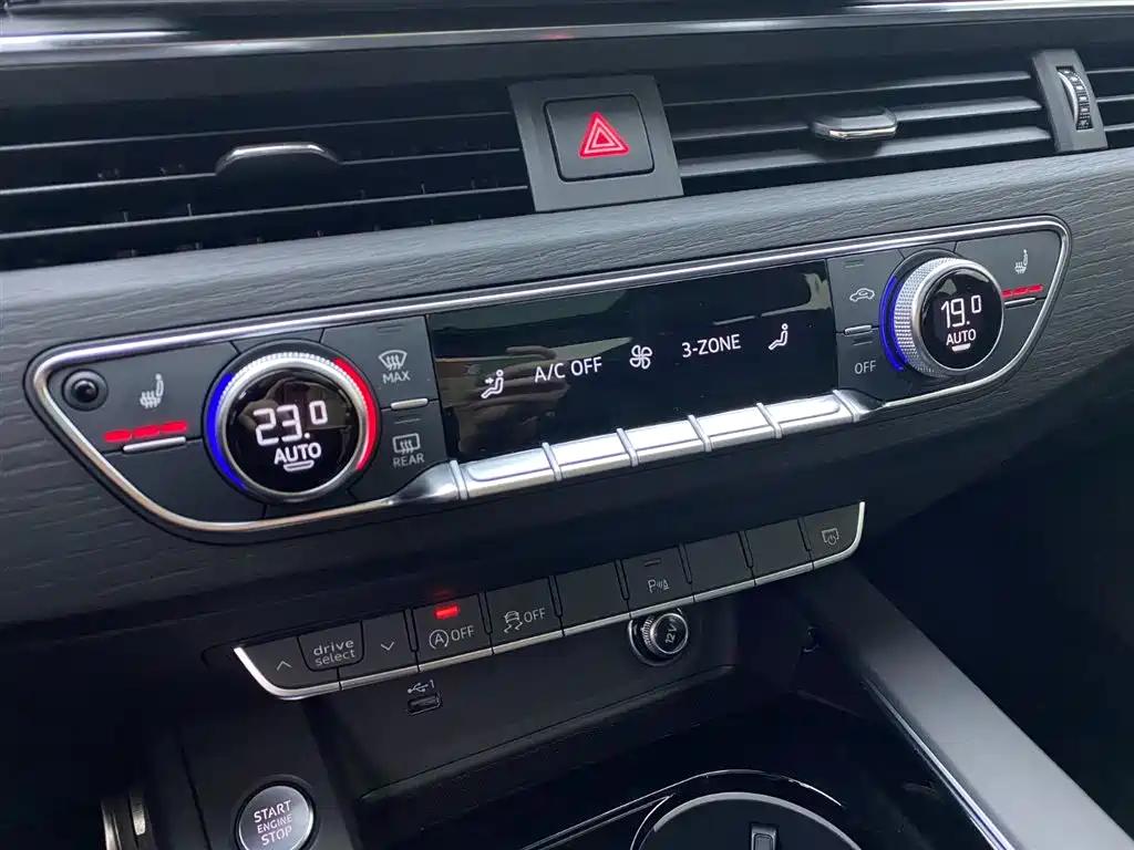 Audi Audi A4L 2024 40 TFSI Premium Dynamic Starlight Edition 2024 - thumbnail 20