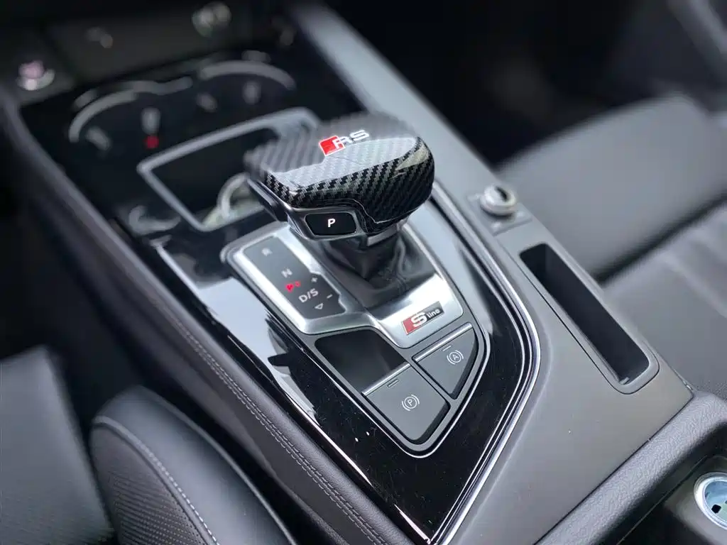 Audi Audi A4L 2024 40 TFSI Premium Dynamic Starlight Edition 2024 - thumbnail 21