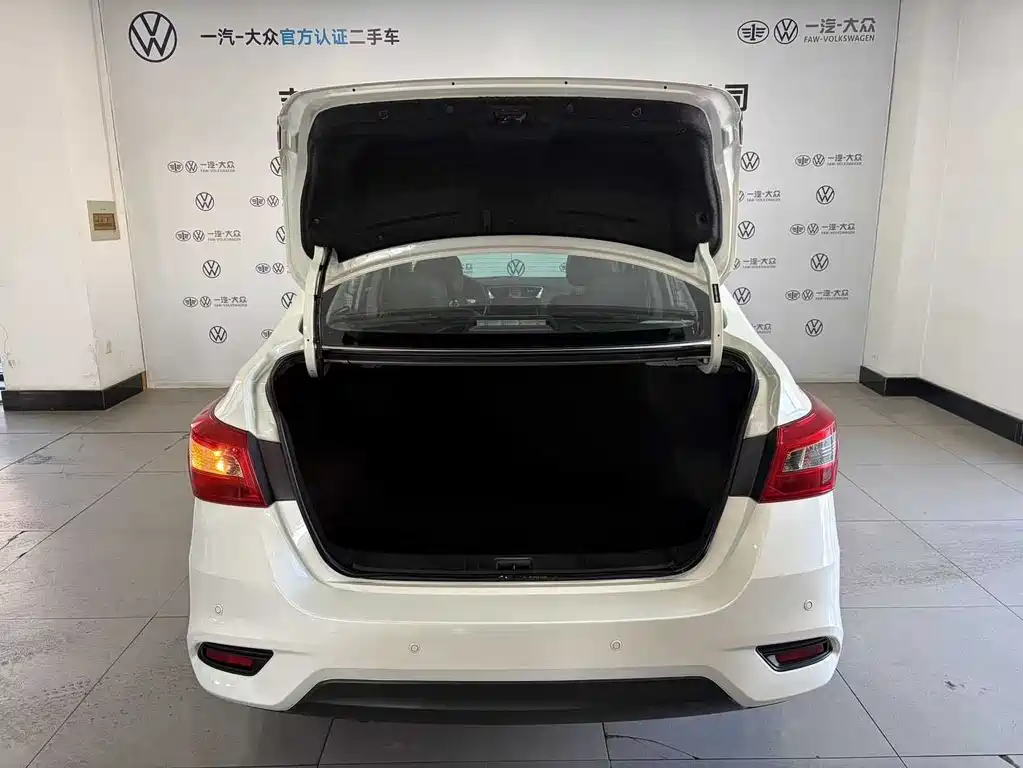 Nissan Nissan Sylphy 2019 1.6XE CVT Comfort Edition China V 2020 - thumbnail 6