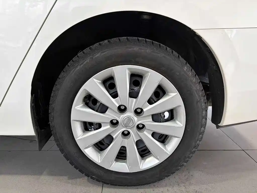Nissan Nissan Sylphy 2019 1.6XE CVT Comfort Edition China V 2020 - thumbnail 16
