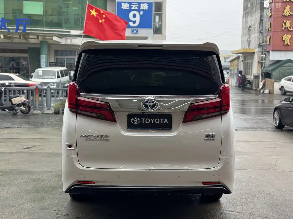 Toyota Alphard 2021 Model Hybrid 2.5L Executive Version 2021 - thumbnail 4