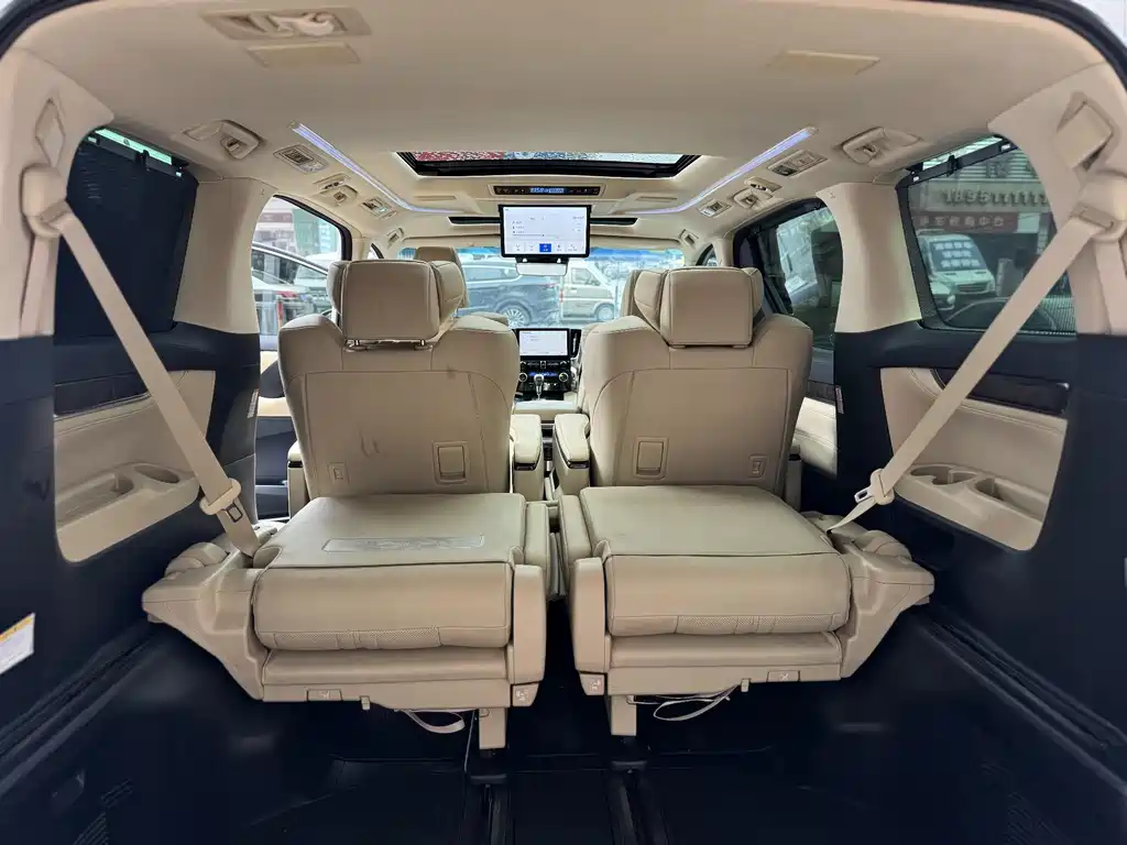 Toyota Alphard 2021 Model Hybrid 2.5L Executive Version 2021 - thumbnail 19