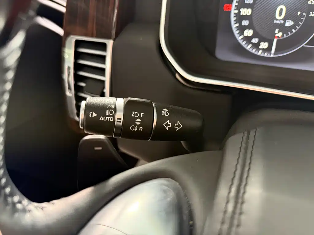 Land Rover Range Rover 2017 3.0 SC V6 Vogue 2018 - thumbnail 10