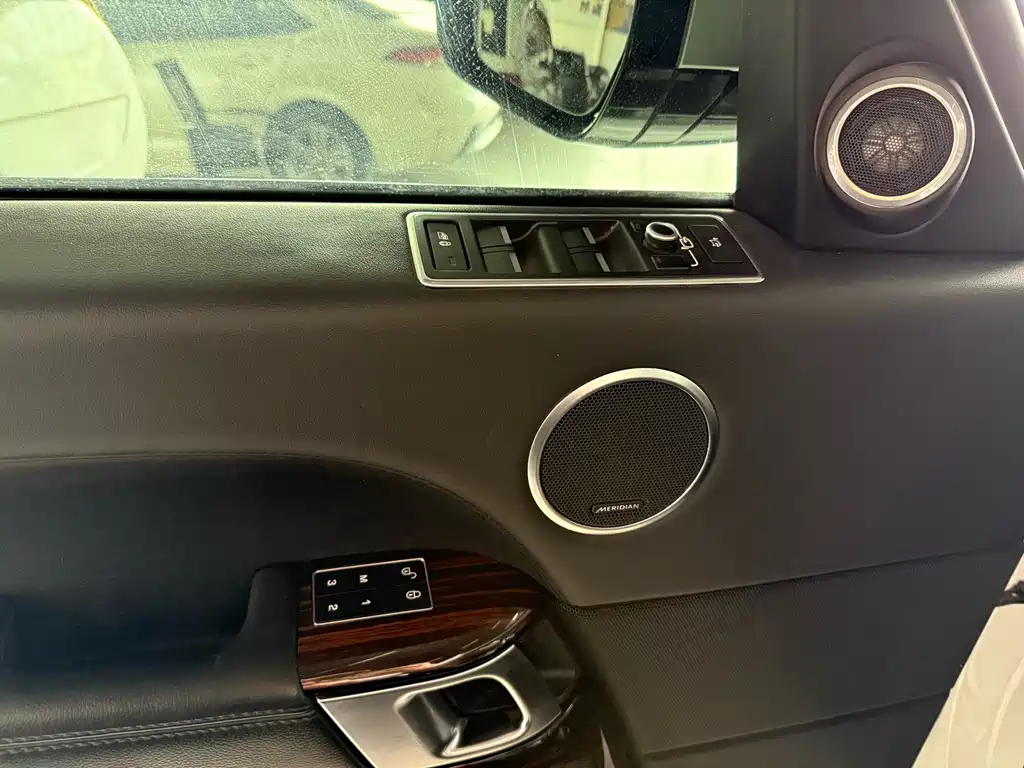Land Rover Range Rover 2017 3.0 SC V6 Vogue 2018 - thumbnail 17