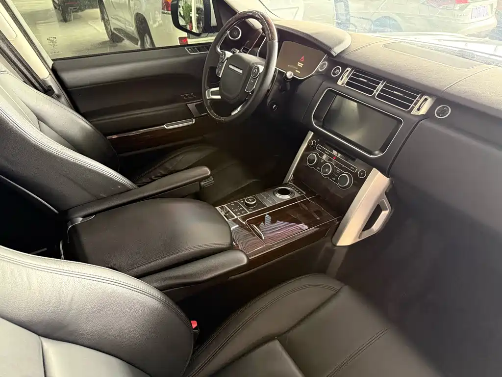 Land Rover Range Rover 2017 3.0 SC V6 Vogue 2018 - thumbnail 21
