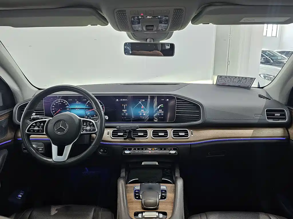 Mercedes-Benz Mercedes-Benz GLE 2020 GLE 350 4MATIC Luxury Model 2019 - thumbnail 5
