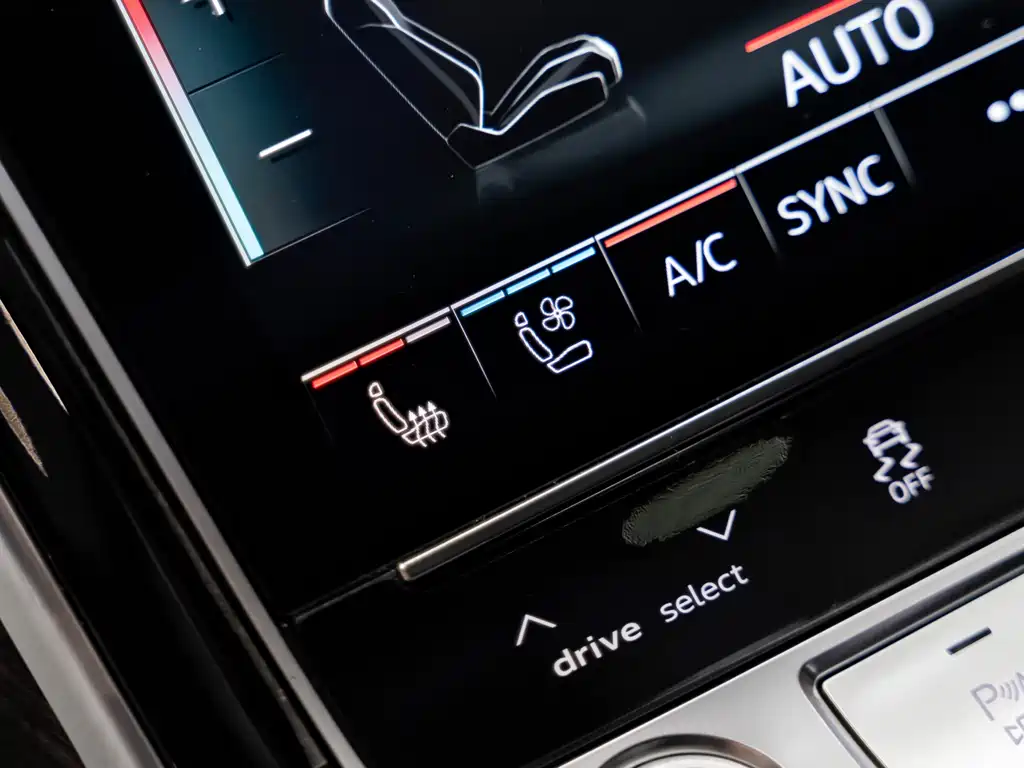 Audi Audi A8 2024 A8L 55 TFSI quattro Premium 2023 - thumbnail 15