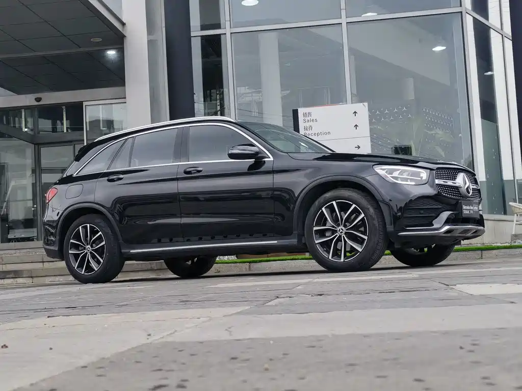 Mercedes-Benz Mercedes-Benz GLC 2021 GLC 260 L 4MATIC Luxury Edition 2021 - thumbnail 3