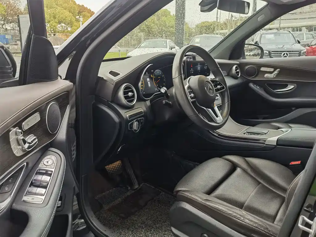 Mercedes-Benz Mercedes-Benz GLC 2021 GLC 260 L 4MATIC Luxury Edition 2021 - thumbnail 11
