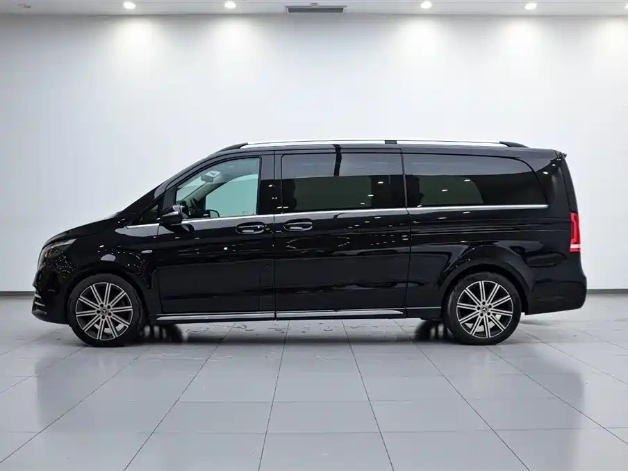 Mercedes-Benz Mercedes-Benz V-Class 2022 V 260 L Long Wheelbase Luxury Edition 2023 - thumbnail 5
