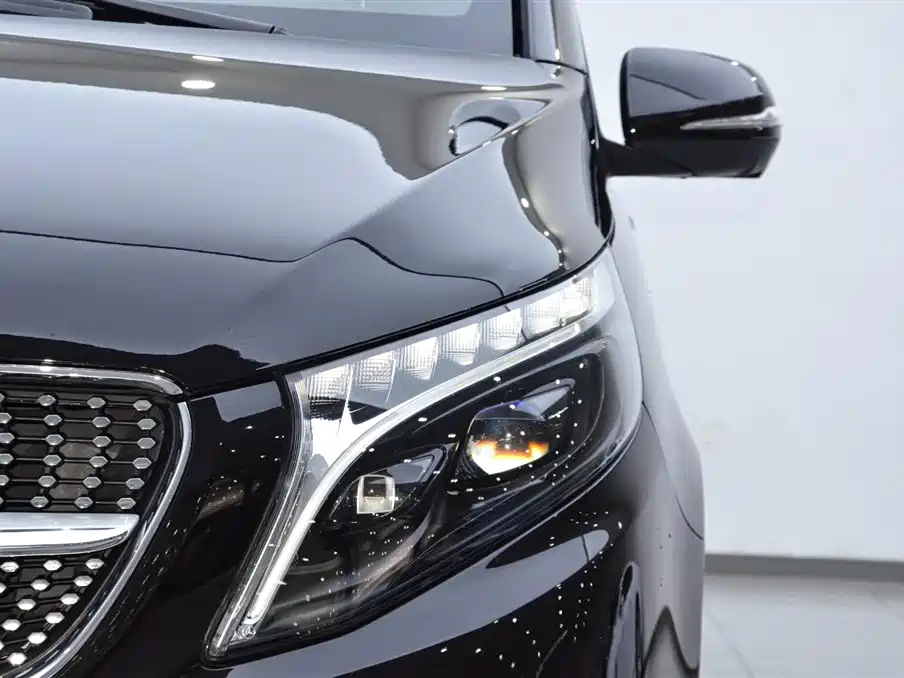 Mercedes-Benz Mercedes-Benz V-Class 2022 V 260 L Long Wheelbase Luxury Edition 2023 - thumbnail 7