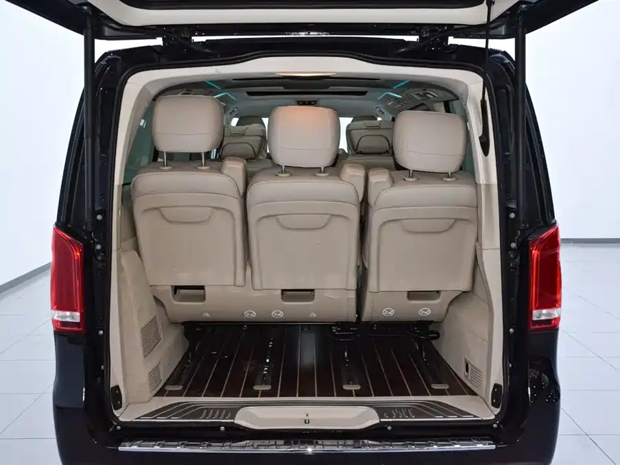 Mercedes-Benz Mercedes-Benz V-Class 2022 V 260 L Long Wheelbase Luxury Edition 2023 - thumbnail 30