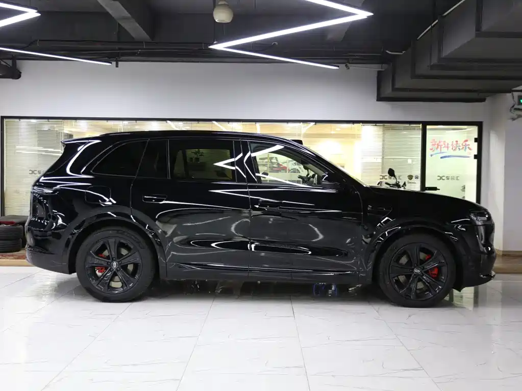 AITO Aito M7 2026 Extended Range Max AWD 5-Seat (192-line LiDAR) 2025 - thumbnail 5