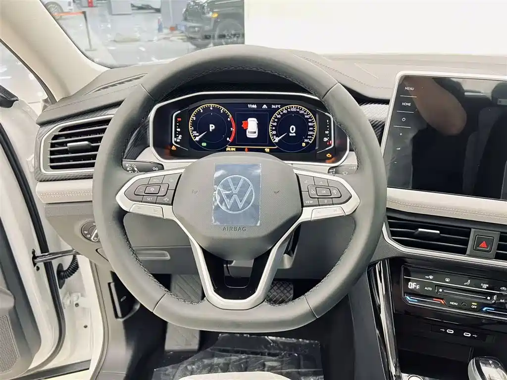 Volkswagen Tayron 2026 3000th Anniversary Edition 300TSI 2026 - thumbnail 10