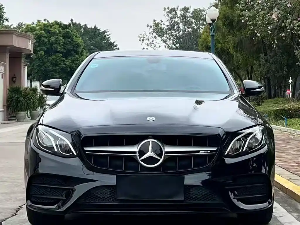 Mercedes-Benz Mercedes-Benz E-Class 2019 Model Year Facelift E 300 L Sport Style 2019 - thumbnail 2