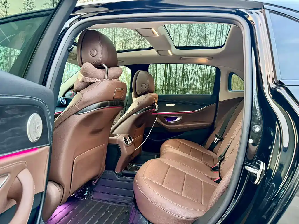 Mercedes-Benz Mercedes-Benz E-Class 2019 Model Year Facelift E 300 L Sport Style 2019 - thumbnail 6