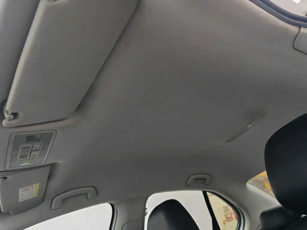 Volkswagen Volkswagen Bora 2018 1.5L Automatic Comfort Model 2018 - thumbnail 14