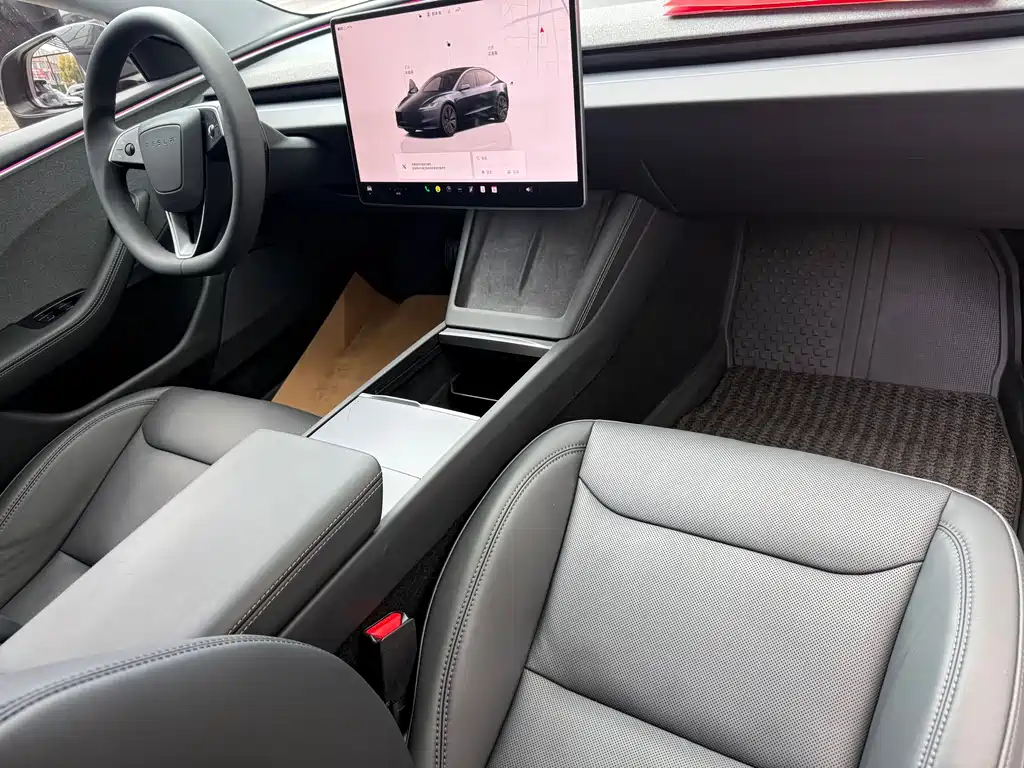 Tesla Model 3 2025 Rear-Wheel Drive 2024 - thumbnail 12