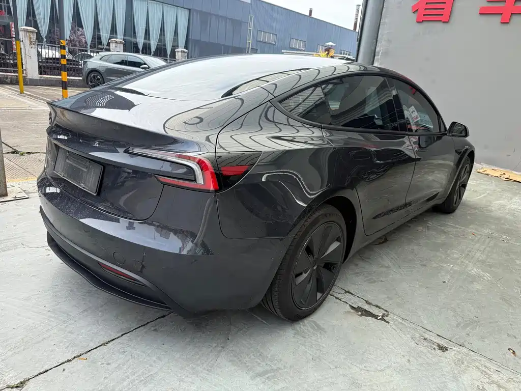 Tesla Model 3 2025 Rear-Wheel Drive 2024 - thumbnail 17
