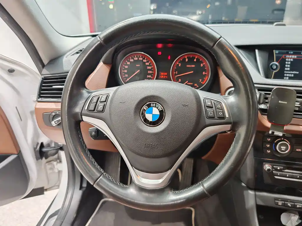 BMW BMW X1 2015 sDrive18i Leading Upgrade Edition 2015 - thumbnail 12