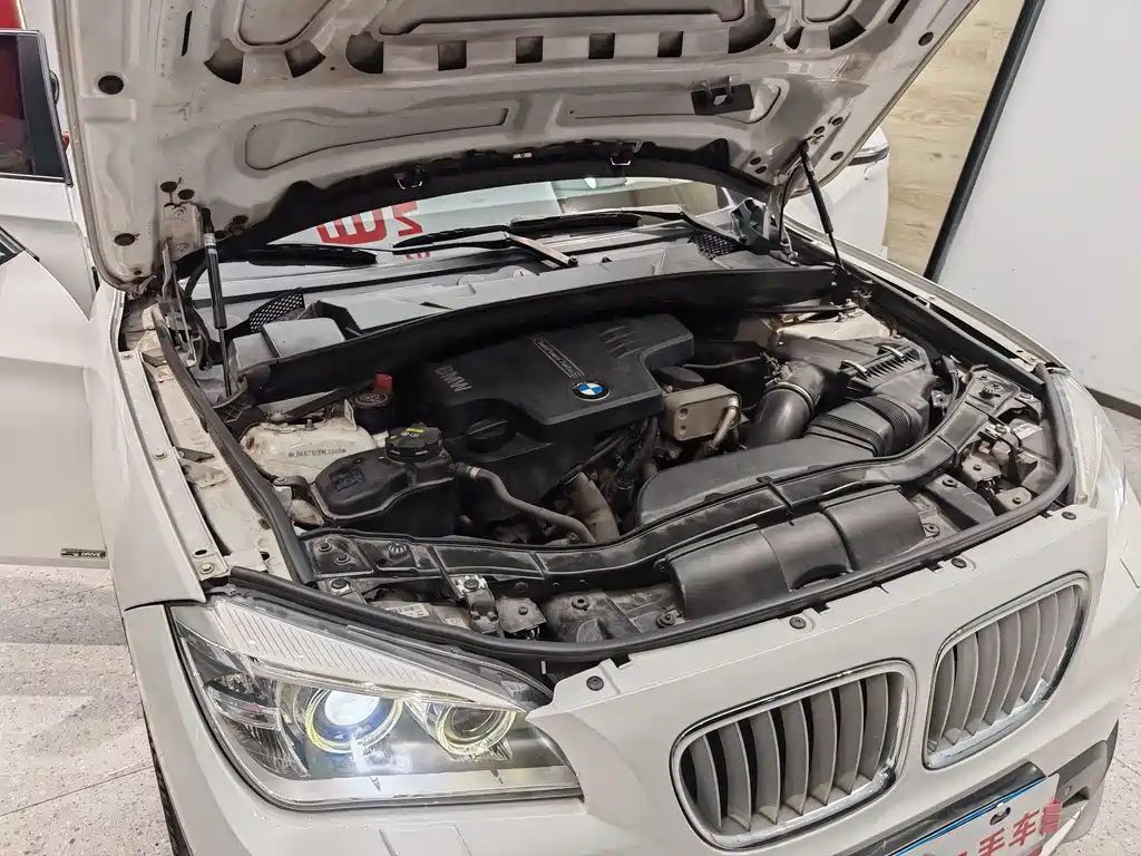 BMW BMW X1 2015 sDrive18i Leading Upgrade Edition 2015 - thumbnail 27