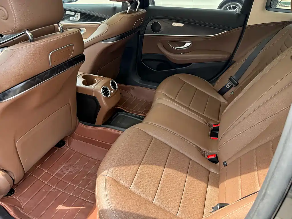 Mercedes-Benz Mercedes-Benz E-Class 2019 Model Year Facelift E 300 L Sport Style 2019 - thumbnail 5